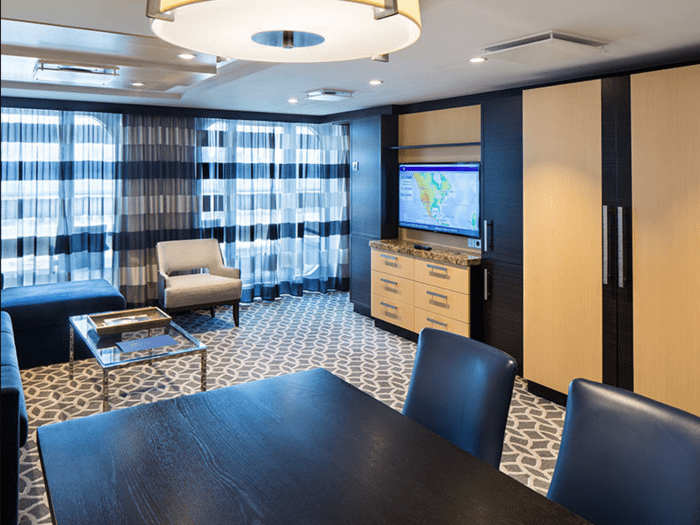 RCI Ovation of the Seas Owner's Suite - 1 Bedroom.png
